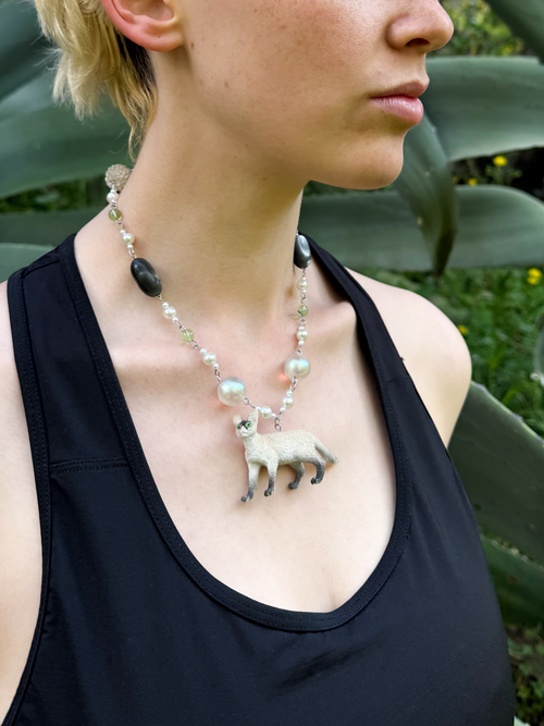 COLLIER CHAT