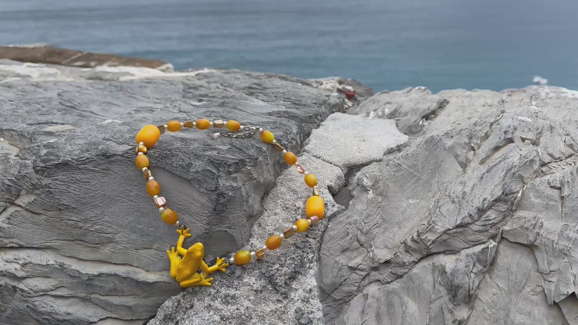 COLLIER GRENOUILLE